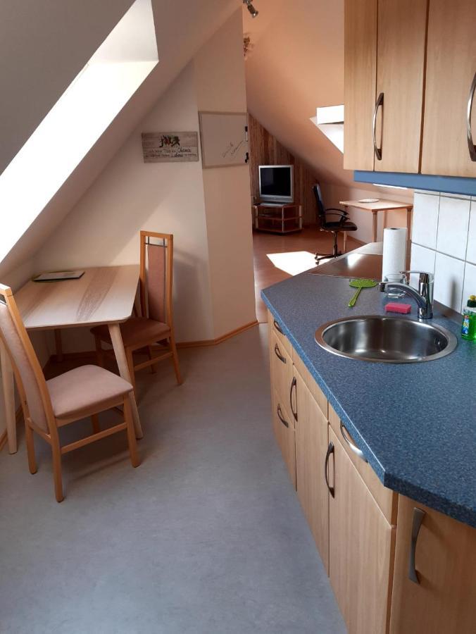 Ferienwohnung Van Den Berg Rees Exterior foto